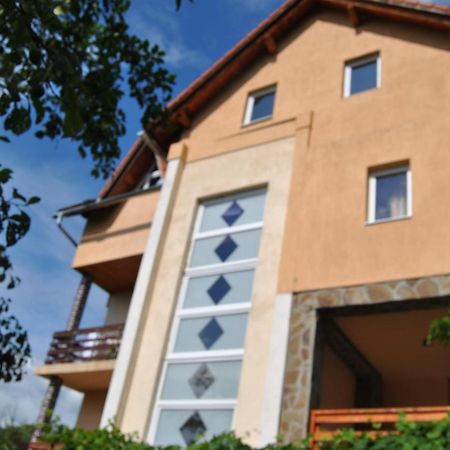 Casa Kelemen Lägenhet Sovata Exteriör bild